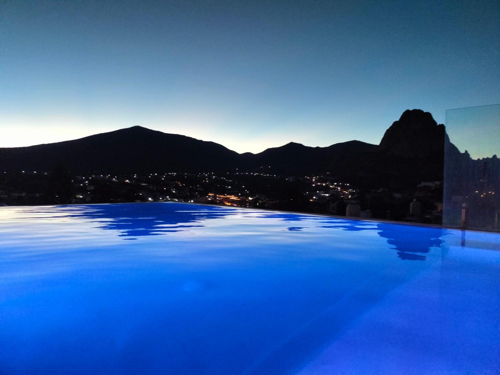 Hotel Villa Penasco Bernal Eksteriør billede