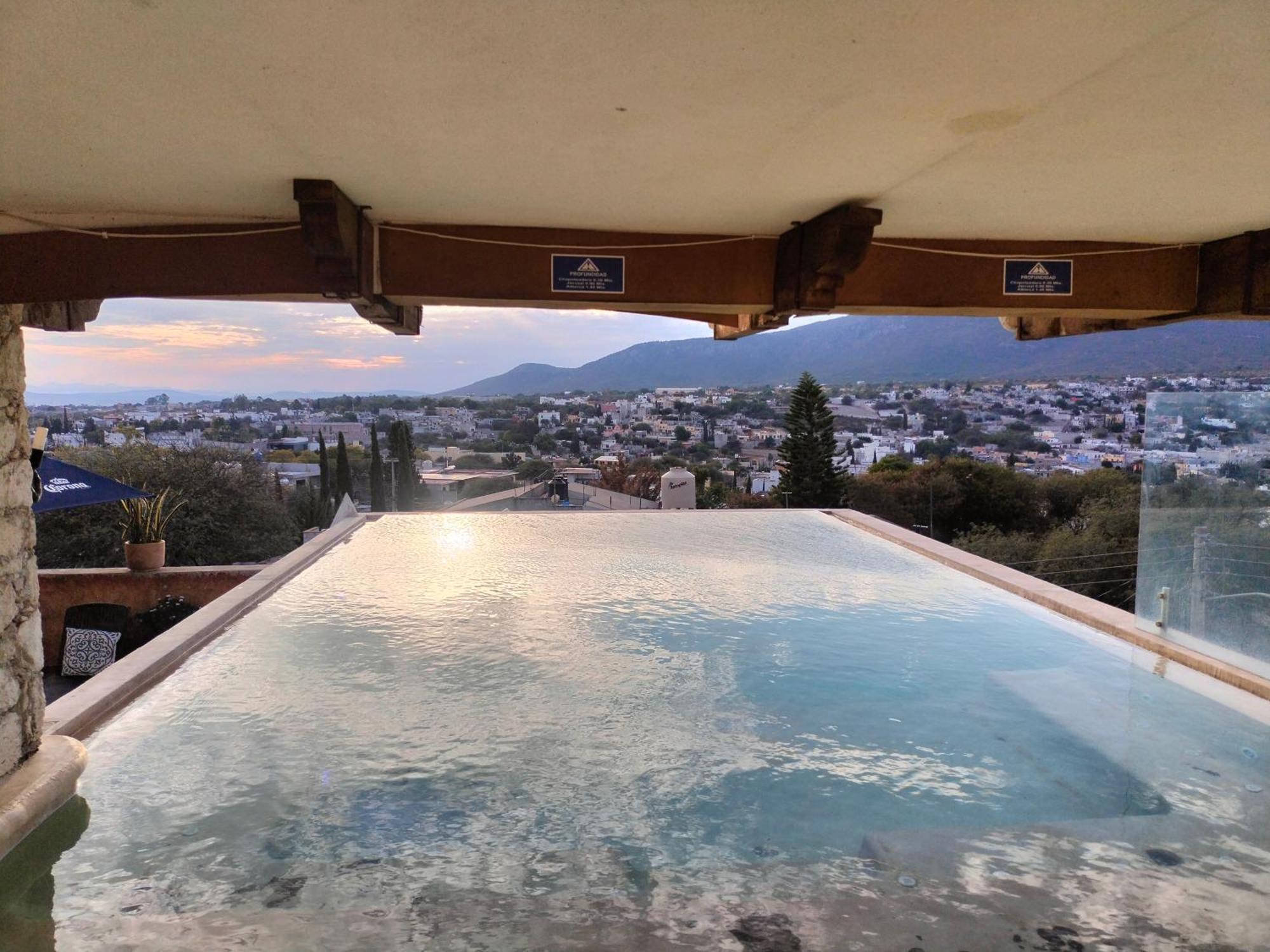 Hotel Villa Penasco Bernal Eksteriør billede