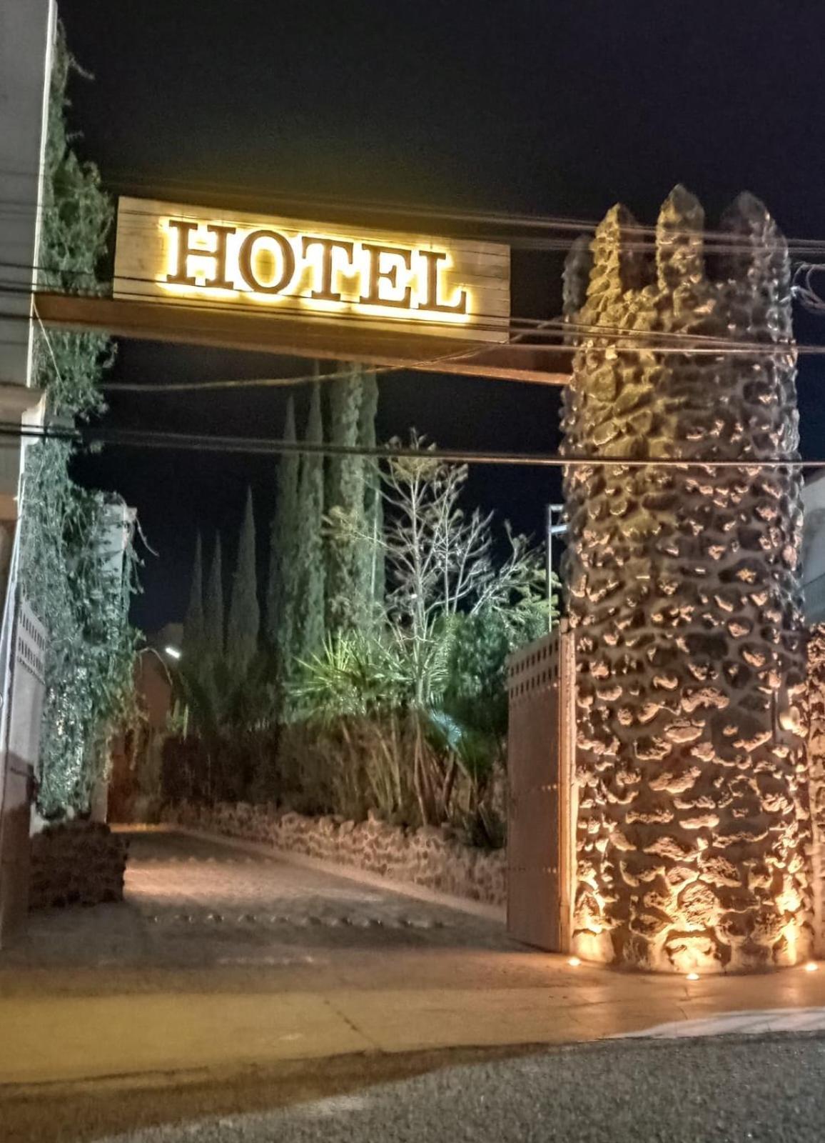 Hotel Villa Penasco Bernal Eksteriør billede
